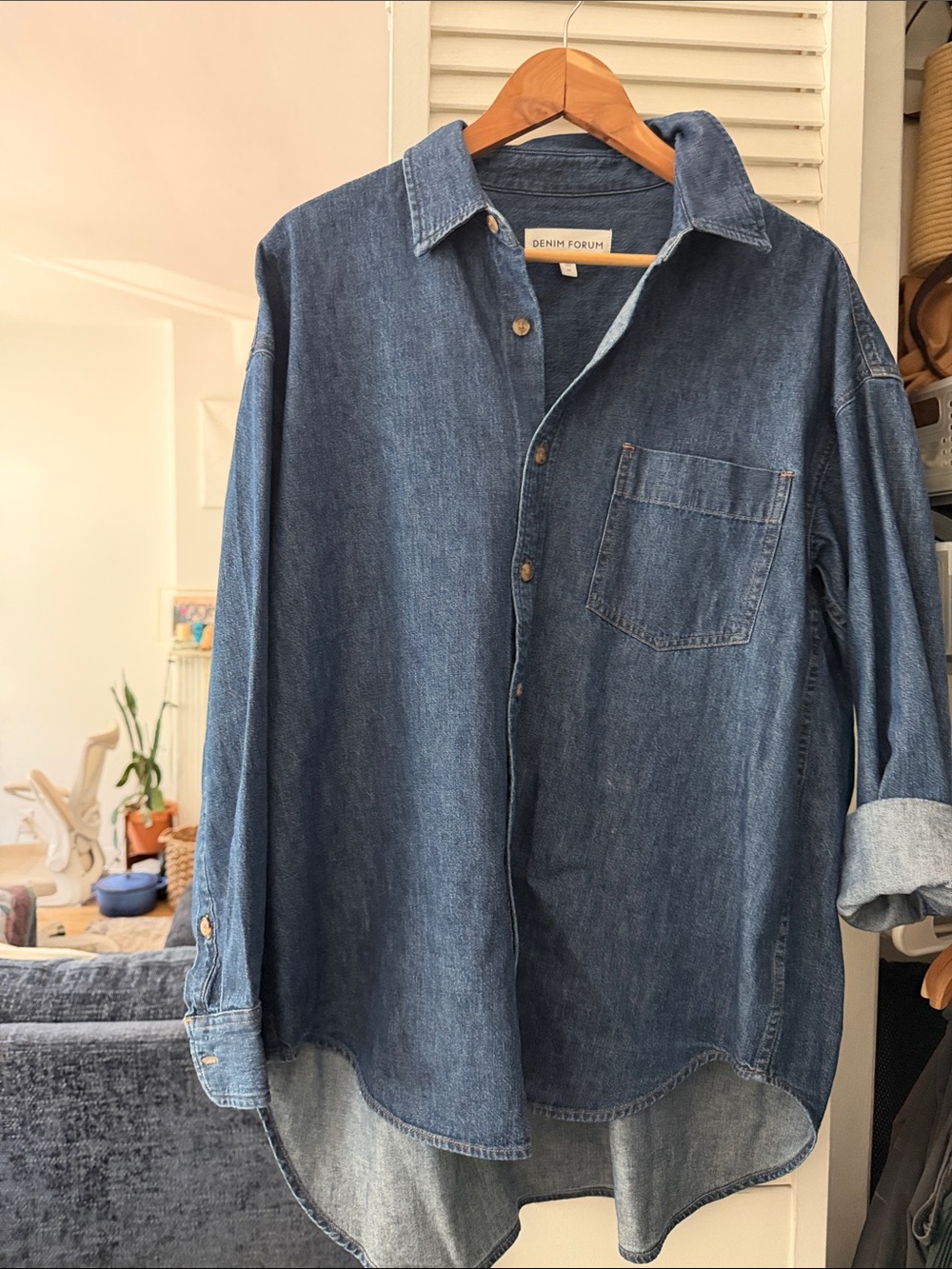Aritzia Denim Forum Blue Women's Denim Button-Down Shirt
